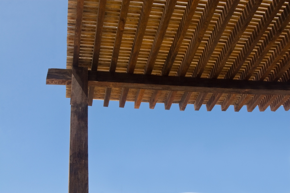 The Installation Process of an Aluminium Pergola