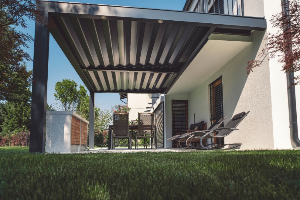 Adding Personal Touches to Your Aluminum Pergola