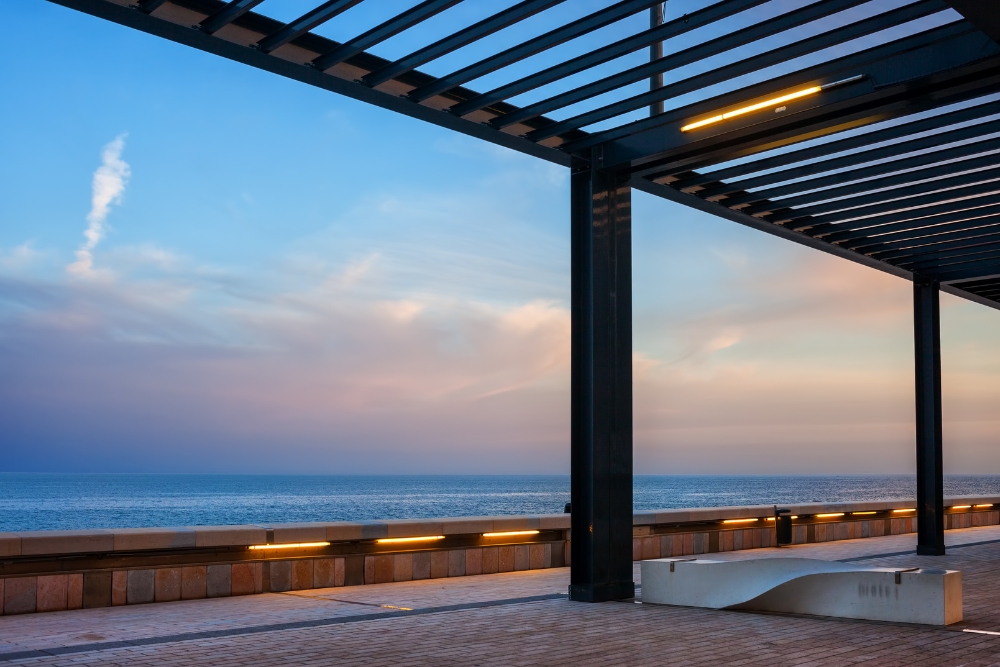 heating and cooling options for aluminum pergolas